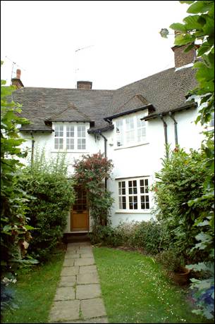 90 Temple Fortune Lane